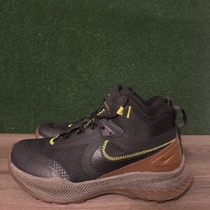 Nike React SFB Carbon "Black/Cacao Wow/Chlorophyll/Bright Cactus" Men's Size10.5